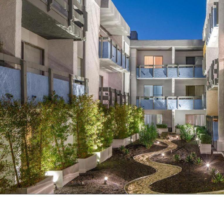 Appartement Lovely Hollywood Studio With Pool, Balcony And Parking *